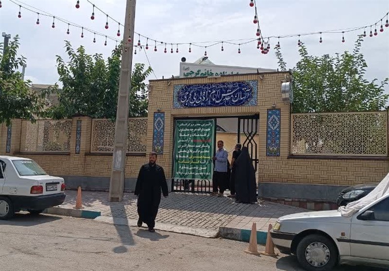 همدلی بانوان الوند در خدمت به زائران اربعین حسینی