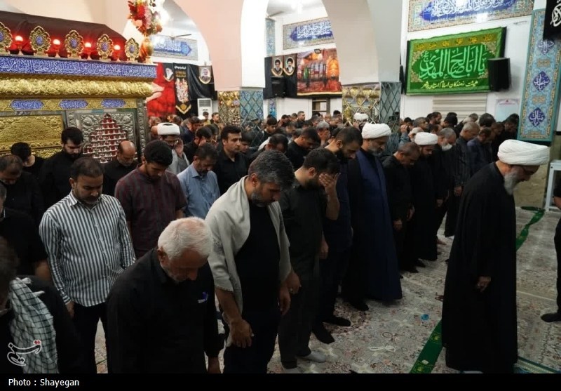 پیاده‌روی دلدادگان و جاماندگان اربعین در بوشهر+تصویر