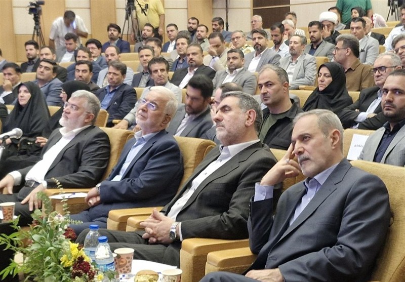 کلنگ‌زنی و افتتاح 669 پروژه عمرانی در شهرداری‌ها و دهیاری‌های استان تهران با حضور وزیر کشور