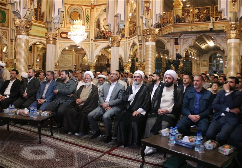 آغاز هفته وحدت با جشن میلاد پیامبر(ص) در مسجد جامع شافعی کرمانشاه+تصویر