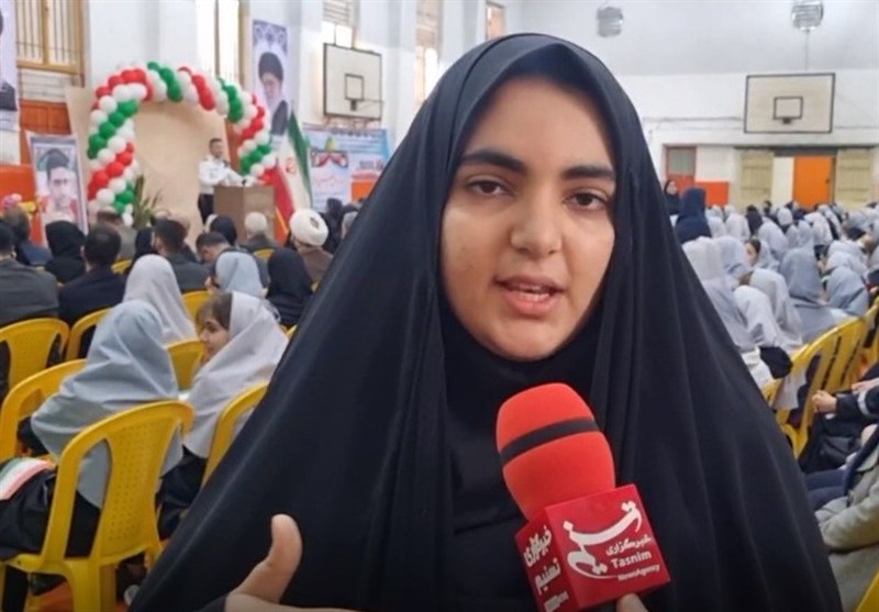 آینده ایران با تلاش نسل جوان رقم می‌خورد