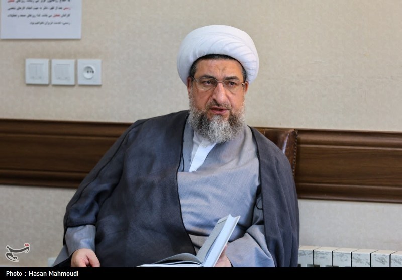 ارتش ستون استوار دفاع از عزت و امنیت ملی است