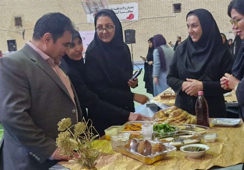 اسلامشهر میزبان هنر ایثار؛ از طراحی لباس تا طبخ غذاهای دفاع مقدس +تصویر