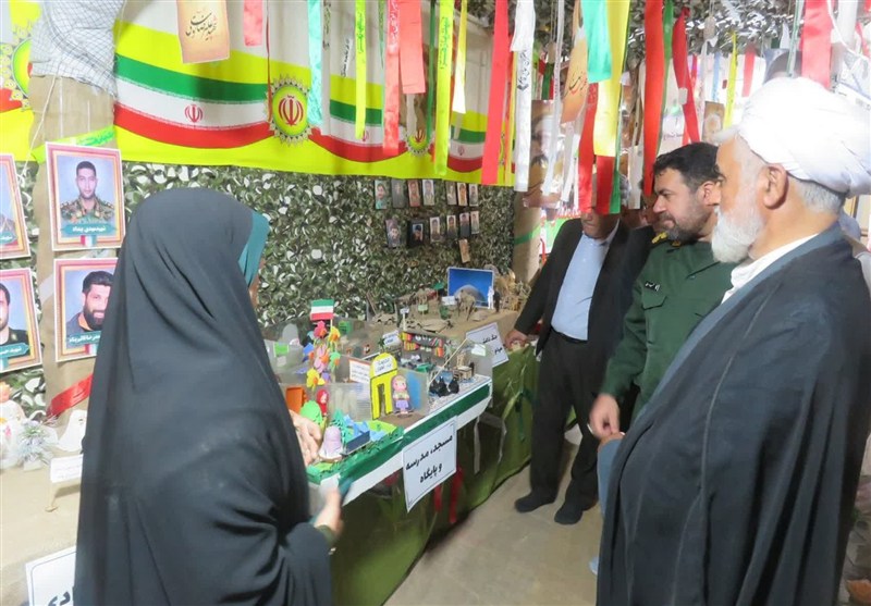 افتتاح نمایشگاه توانمندی بانوان در زرندیه/حمایت از بانوان کارآفرین