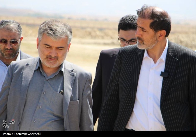 بازدید بازرس کل استان اردبیل از پروژه‌های بازار آهن‌فروشان و مجتمع تجاری