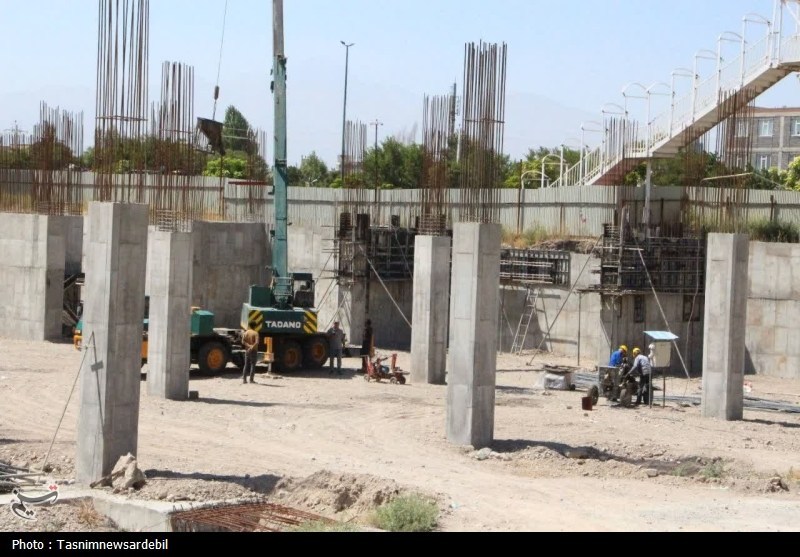 بازدید بازرس کل استان اردبیل از پروژه‌های بازار آهن‌فروشان و مجتمع تجاری