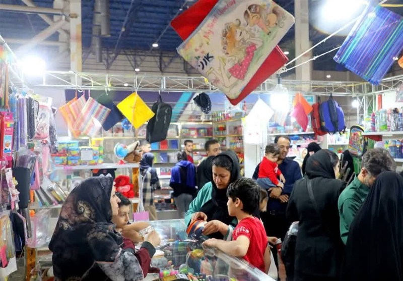 بازدید بیش از 85 هزارنفر از نمایشگاه عرضه مستقیم کالای پاییزه در مشهد+تصویر
