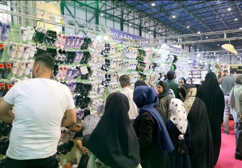 بازدید بیش از 85 هزارنفر از نمایشگاه عرضه مستقیم کالای پاییزه در مشهد+تصویر