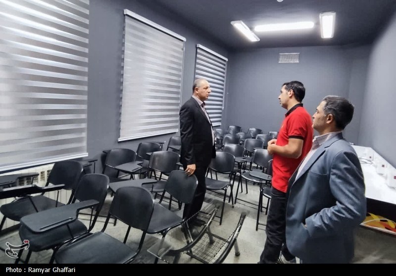 بازدید مدیرکل ورزش کردستان از اماکن ورزشی استان+تصاویر