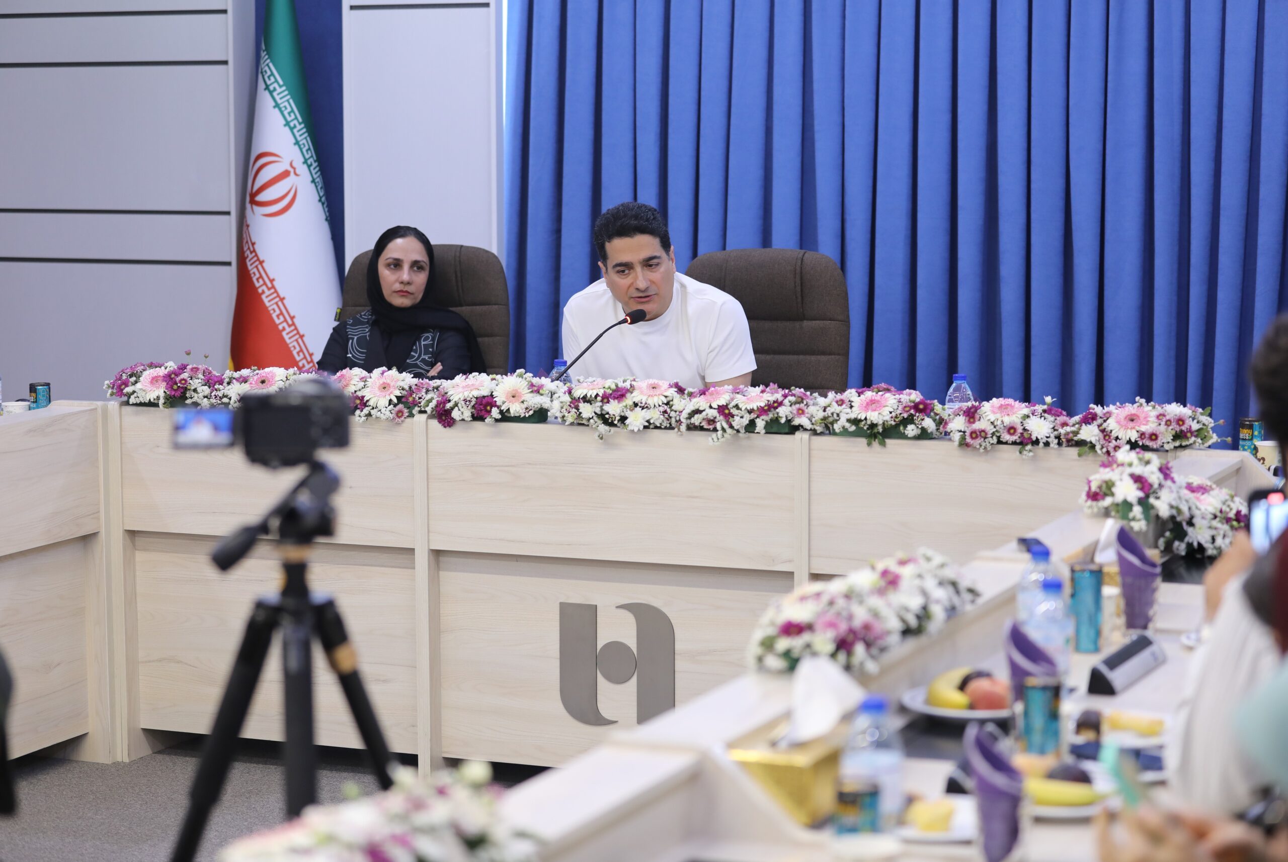 برگزاری بزرگترین کنسرت مردمی تاریخ موسیقی همایون شجریان با حمایت بانک صادرات