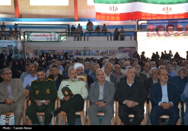 برگزاری دومین اجلاسیه 500 شهید شهرستان بروجن + تصاویر