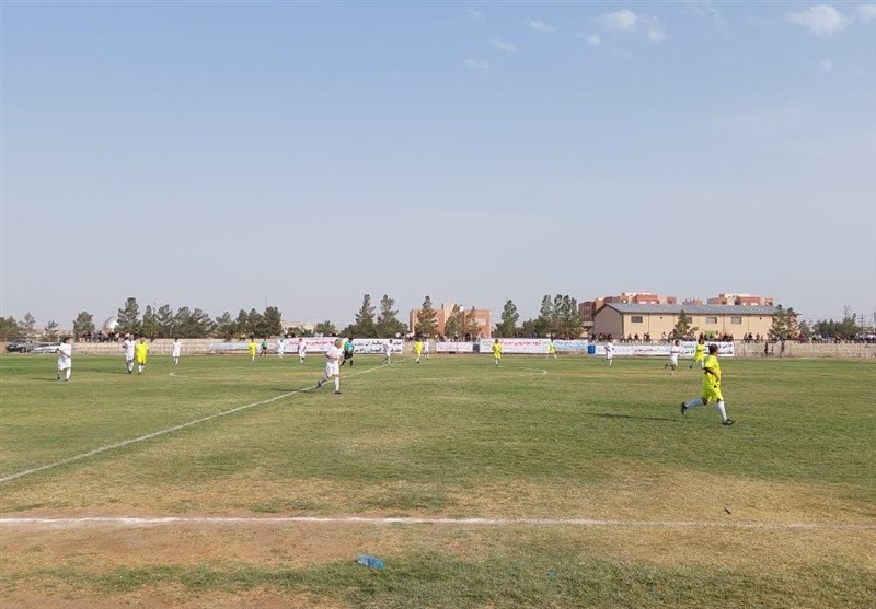 برگزاری دیدار پیشکسوتان استقلال و پرسپولیس و پیشکسوتان گناباد