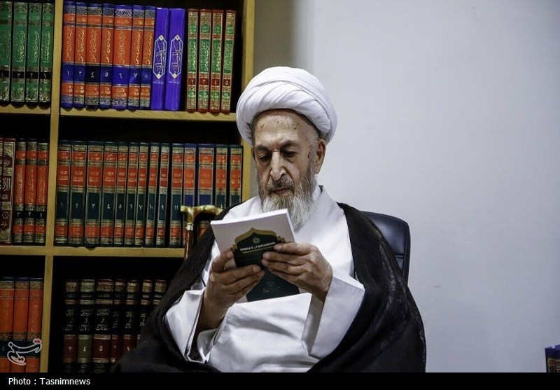 برگزاری مراسم تجلیل از موسوعه «آیات‌الأحکام» در حضور آیت‌الله سبحانی+ تصویر