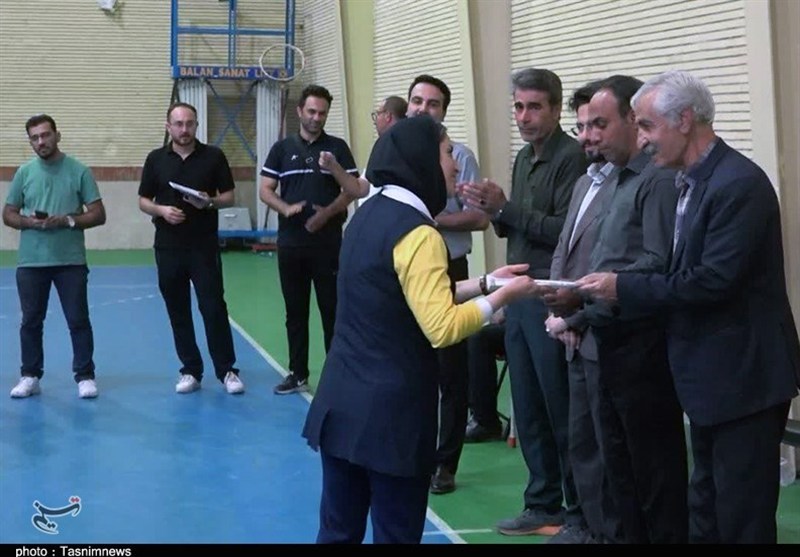 بیجار قهرمان جام وحدت والیبال شد+فیلم