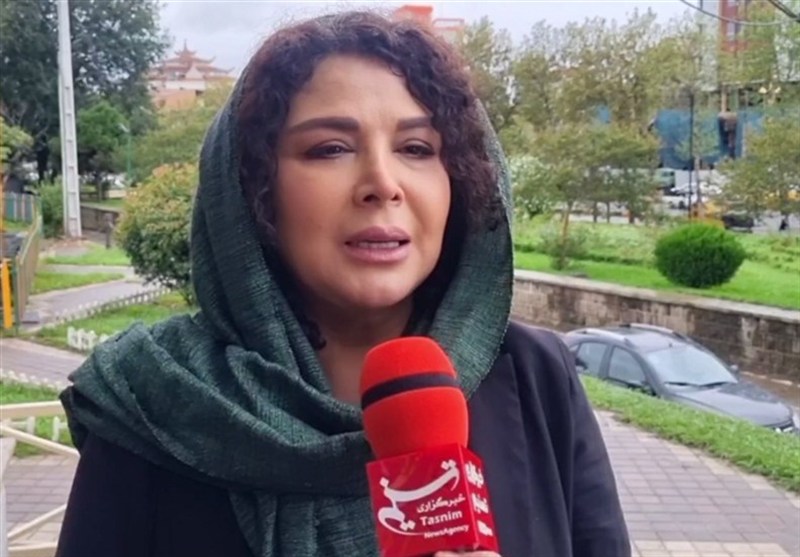 تئاتر خیابانی در لاهیجان؛ رسانه‌ای زنده برای آموزش و فرهنگ‌سازی