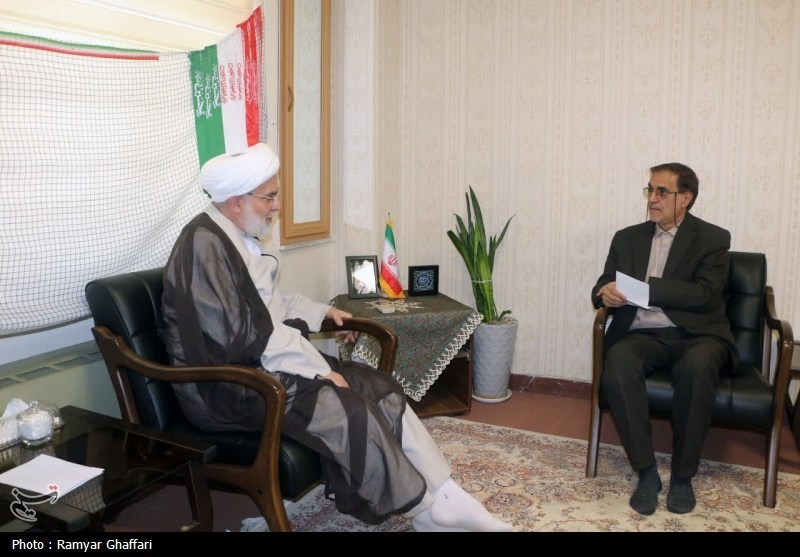 تبیین امر به معروف و نهی از منکر در کردستان