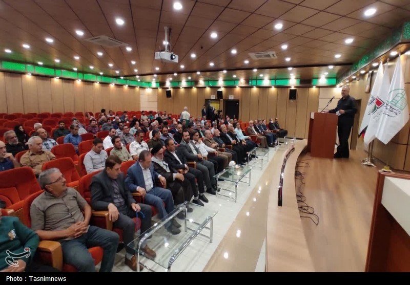 تجلیل از خادمان و رانندگان عتبات عالیات در زنجان + تصاویر