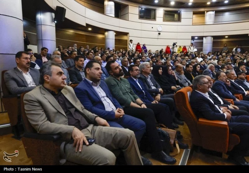 تجلیل از صادرکنندگان برتر چهارمحال و بختیاری + تصاویر