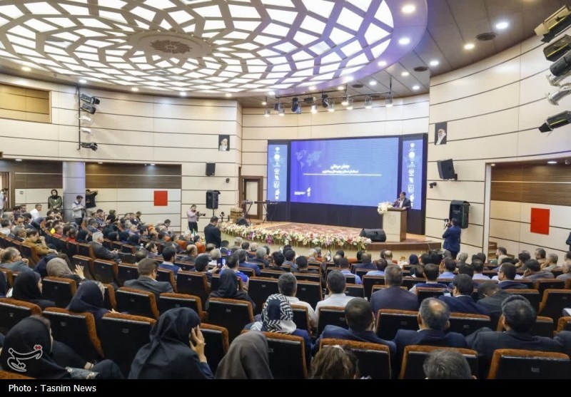 تجلیل از صادرکنندگان برتر چهارمحال و بختیاری + تصاویر