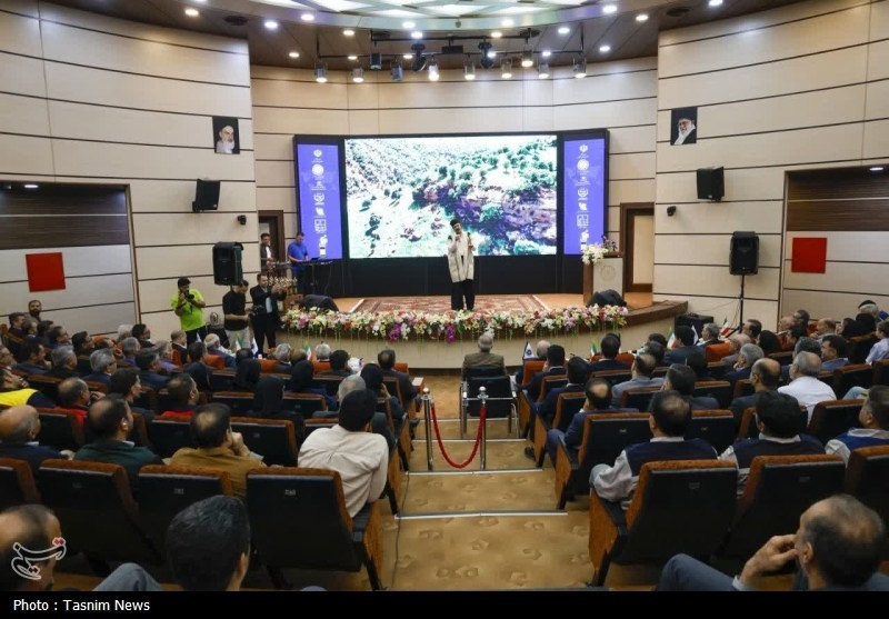 تجلیل از صادرکنندگان برتر چهارمحال و بختیاری + تصاویر