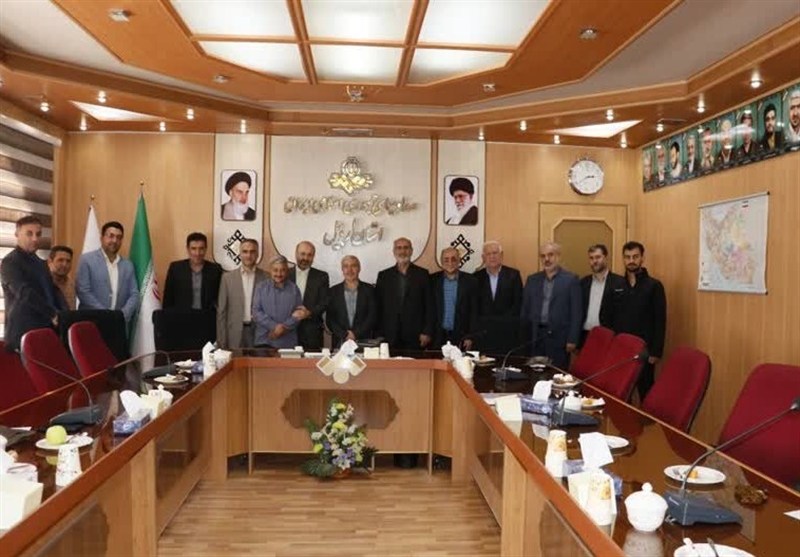 تجلیل صدا و سیمای اردبیل از خبرنگاران اعزامی به کربلا
