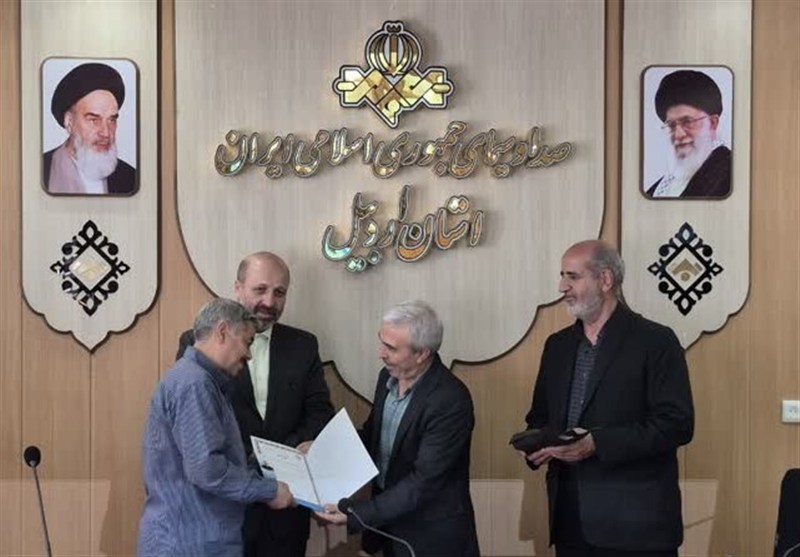 تجلیل صدا و سیمای اردبیل از خبرنگاران اعزامی به کربلا