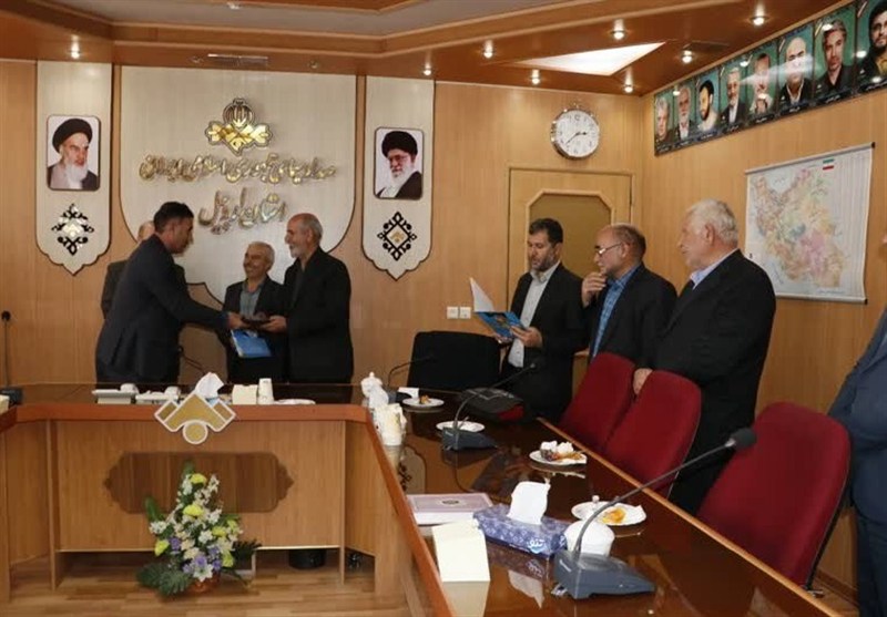تجلیل صدا و سیمای اردبیل از خبرنگاران اعزامی به کربلا