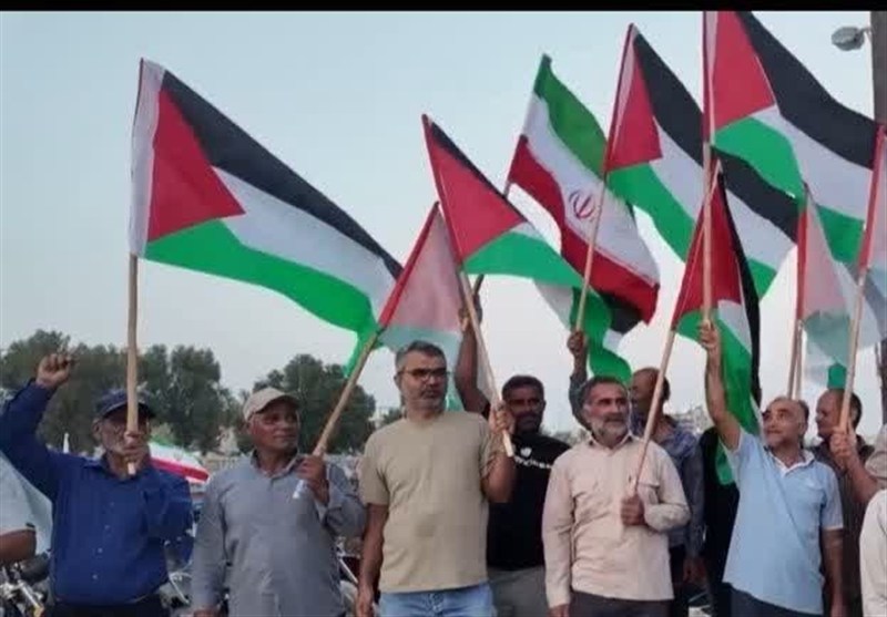 تجمع ملوانان بندر دیر در حمایت از مردم مظلوم غزه و ناوگان دریایی صمود
