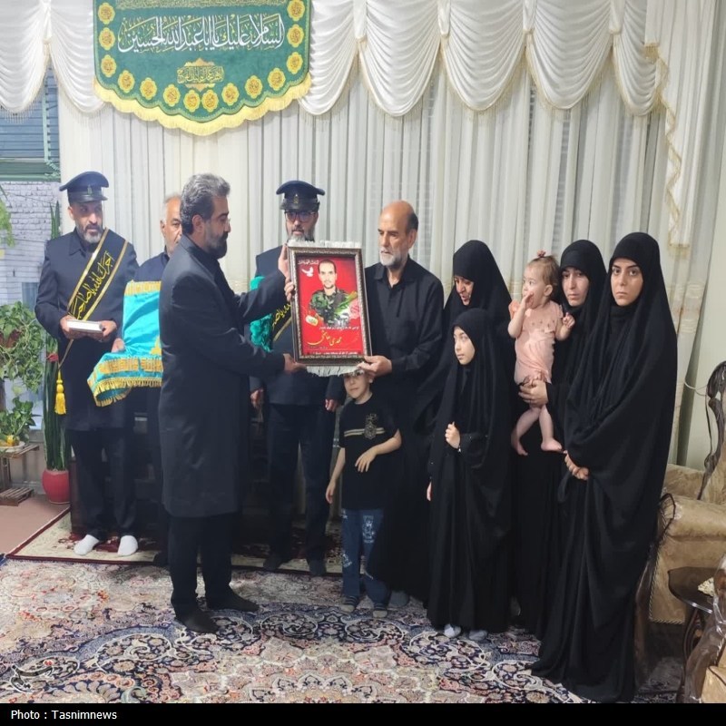 تکریم 110 خانواده شهید جنگ تحمیلی اسرائیل توسط سفیران مهدوی مسجد جمکران+ تصویر