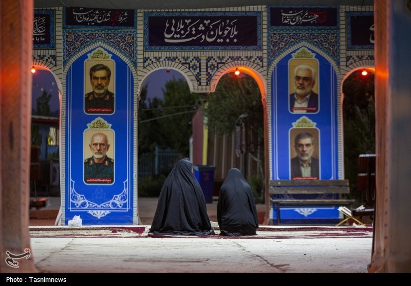 حال و هوای مسجد جمکران در سالروز شهادت پدر امام زمان(عج)+ تصویر