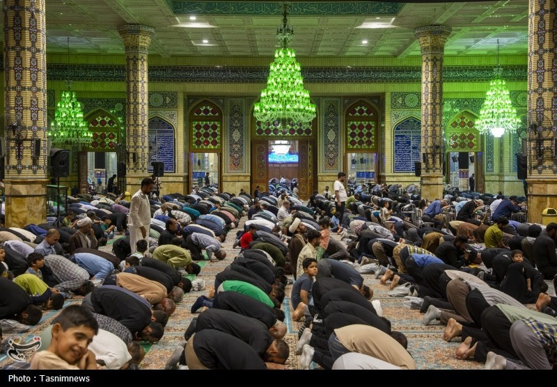 حال و هوای مسجد جمکران در سالروز شهادت پدر امام زمان(عج)+ تصویر