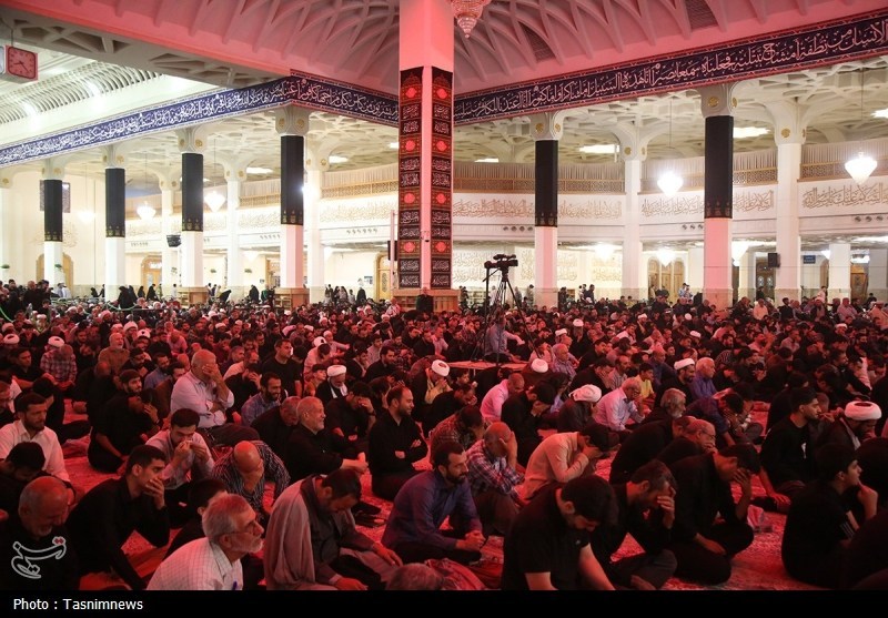 حال و هوای معنوی حرم حضرت معصومه(س) در سالروز شهادت امام عسکری(ع)+ تصویر