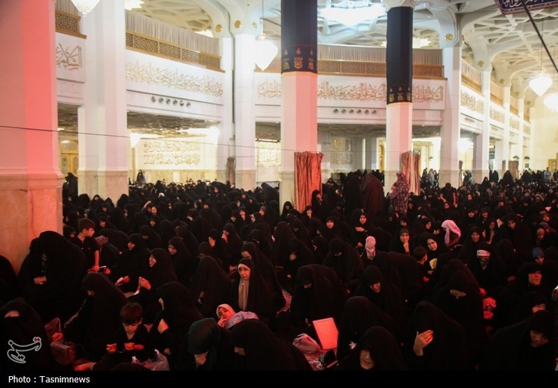 حال و هوای معنوی حرم حضرت معصومه(س) در سالروز شهادت امام عسکری(ع)+ تصویر