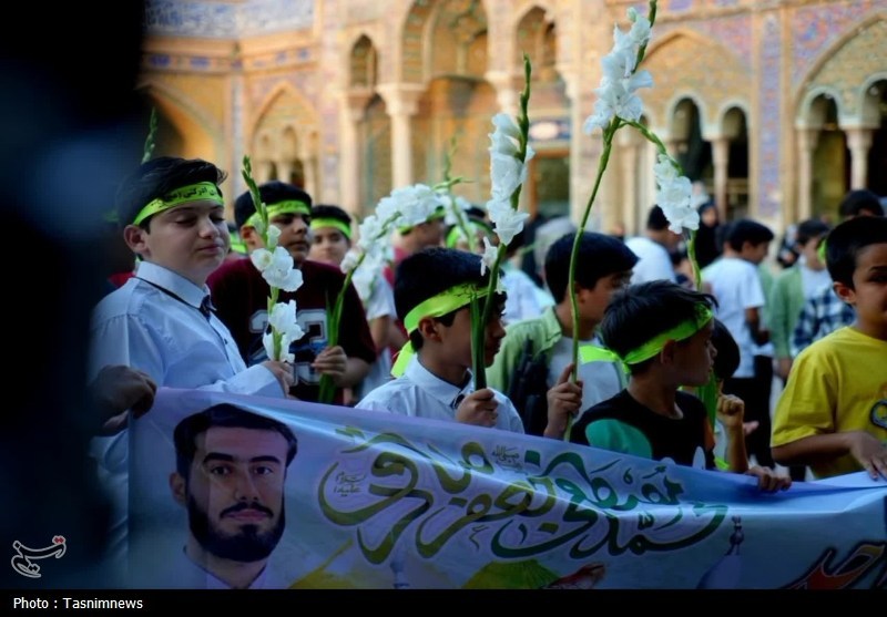 حرکت کاروان شادی نوجوانان شهرری در هفته وحدت+تصویر