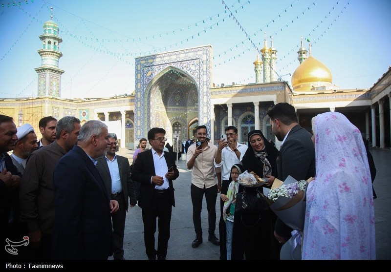 حضور وزیر میراث‌فرهنگی در حرم حضرت معصومه(س) + تصویر