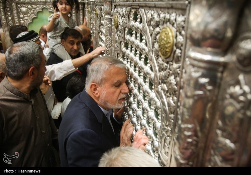 حضور وزیر میراث‌فرهنگی در حرم حضرت معصومه(س) + تصویر