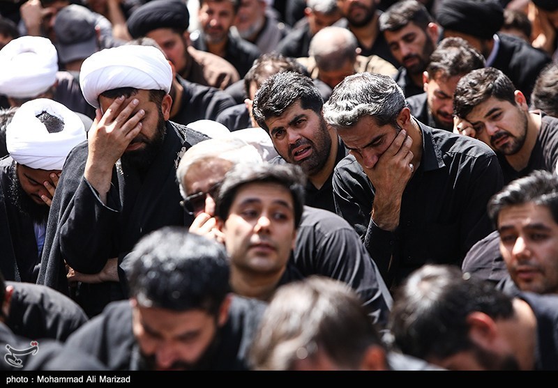 دسته عزاداری شهادت امام حسن عسکری(ع) با حضور آیت‌الله وحیدخراسانی+ تصویر
