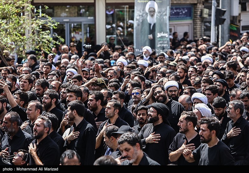 دسته عزاداری شهادت امام حسن عسکری(ع) با حضور آیت‌الله وحیدخراسانی+ تصویر