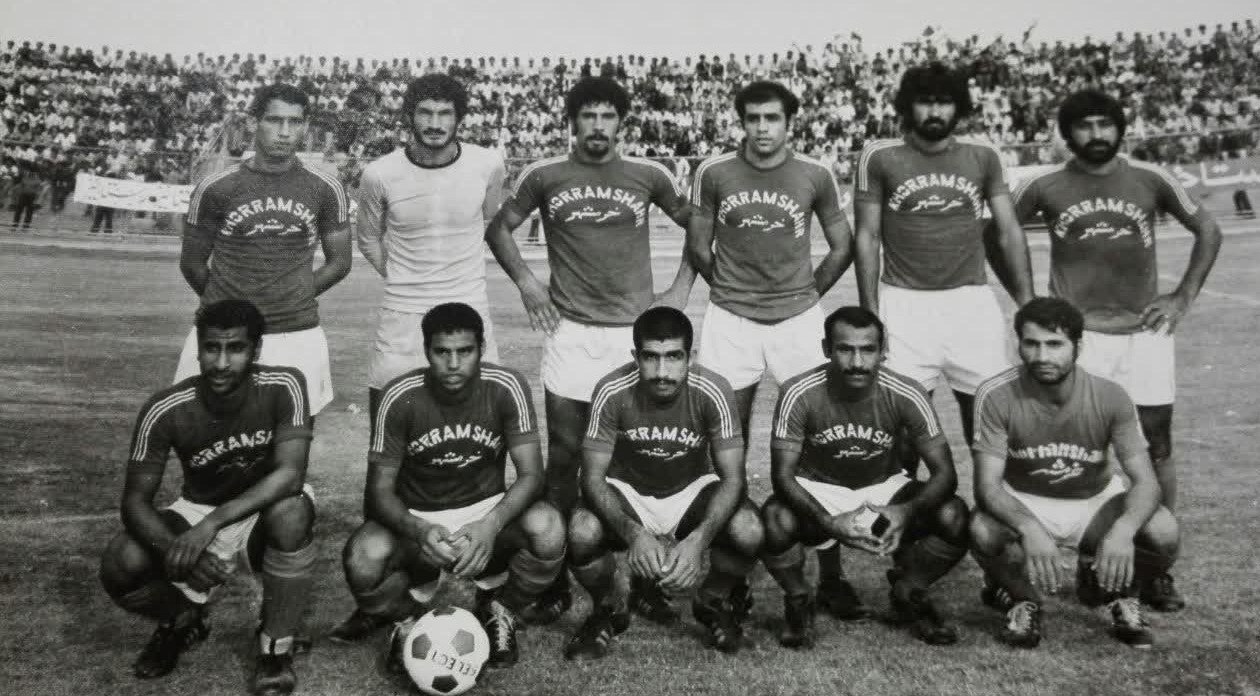 دیدار خادمیاران رضوی با مادر شهید جاویدالاثر حسین فتاح گودرزی