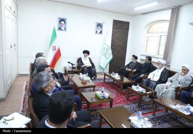 دیدار وزیر میراث فرهنگی با آیت‌الله حسینی بوشهری+ تصاویر