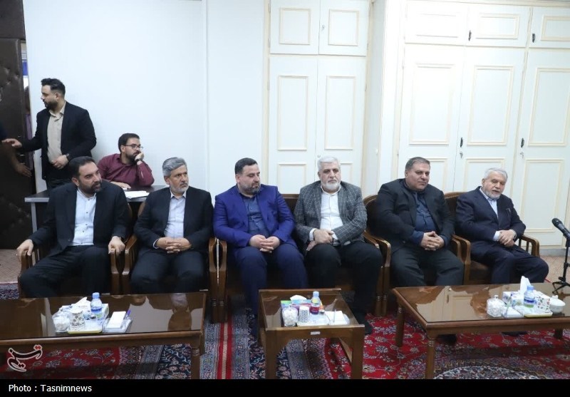دیدار وزیر میراث فرهنگی با آیت‌الله حسینی بوشهری+ تصاویر