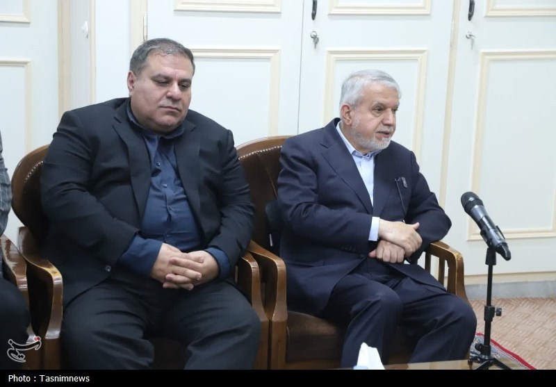 دیدار وزیر میراث فرهنگی با آیت‌الله حسینی بوشهری+ تصاویر