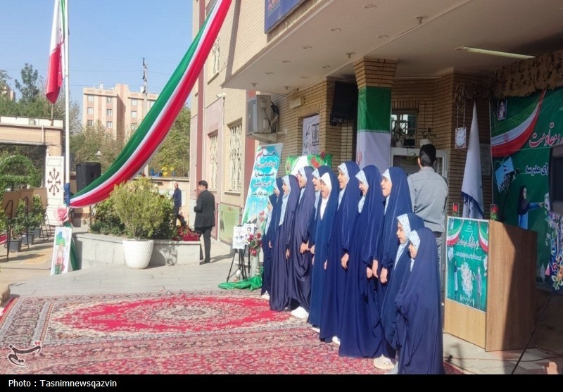 زنگ آغاز سال تحصیلی در قزوین نواخته شد