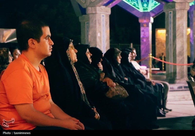 شب شعر «بیت مقدس» در فرهنگسرای ولاء شهرری؛ شبی برای ادبیات مقاومت در جوار شهدا