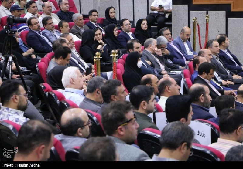 صنعتگران زنجان در خط مقدم جنگ اقتصادی
