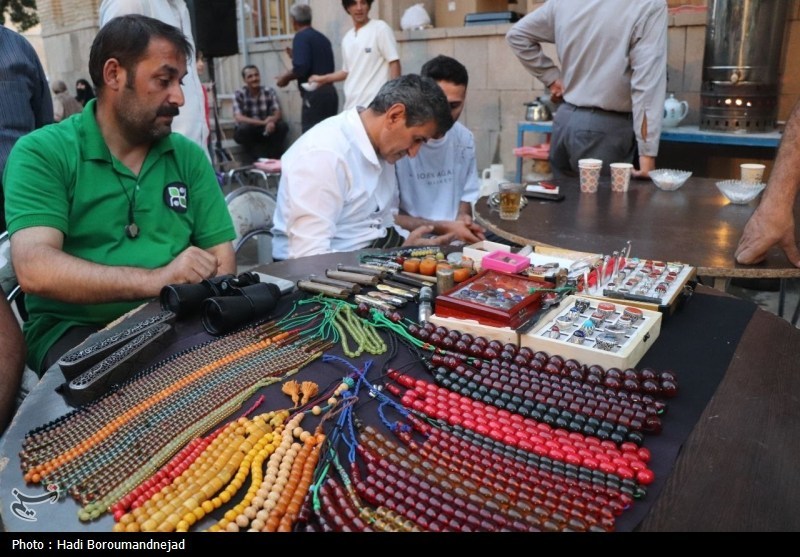 قوام‌خوانی؛ آیین کهن خرید و فروش در جشنواره ملی ورنی اهر زنده شد