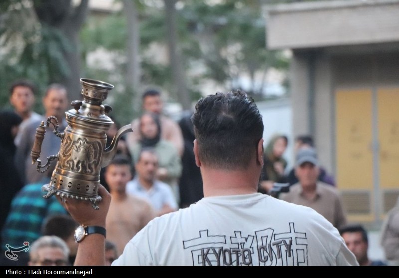 قوام‌خوانی؛ آیین کهن خرید و فروش در جشنواره ملی ورنی اهر زنده شد