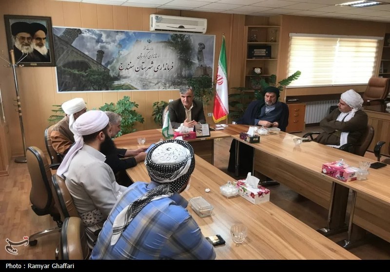 ماموستایان سرمایه‌های معنوی جامعه/مسائل روز برای نسل جوان روشنگری شود