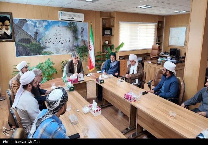 ماموستایان سرمایه‌های معنوی جامعه/مسائل روز برای نسل جوان روشنگری شود