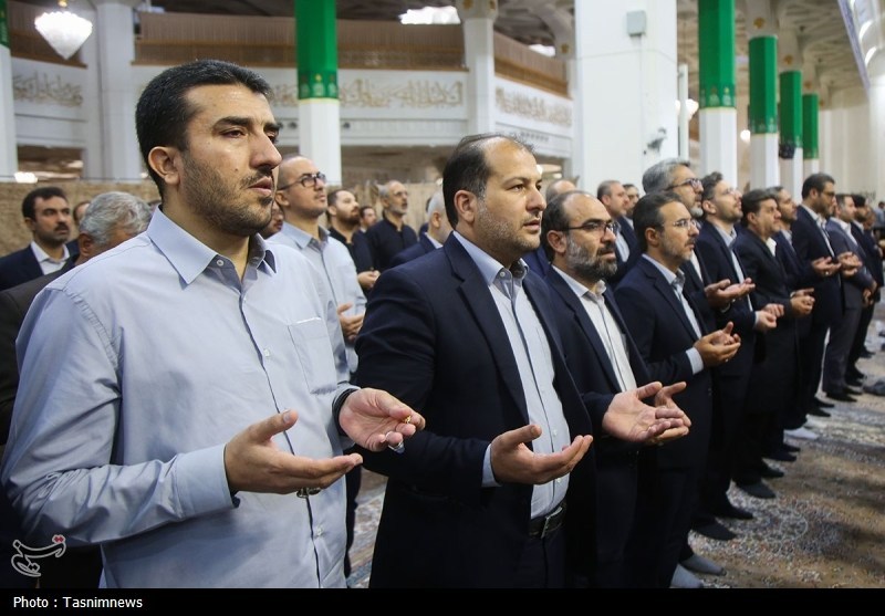 مراسم خطبه‌خوانی خادمان در آستانه سالروز ورود حضرت معصومه(س) به قم+ تصویر